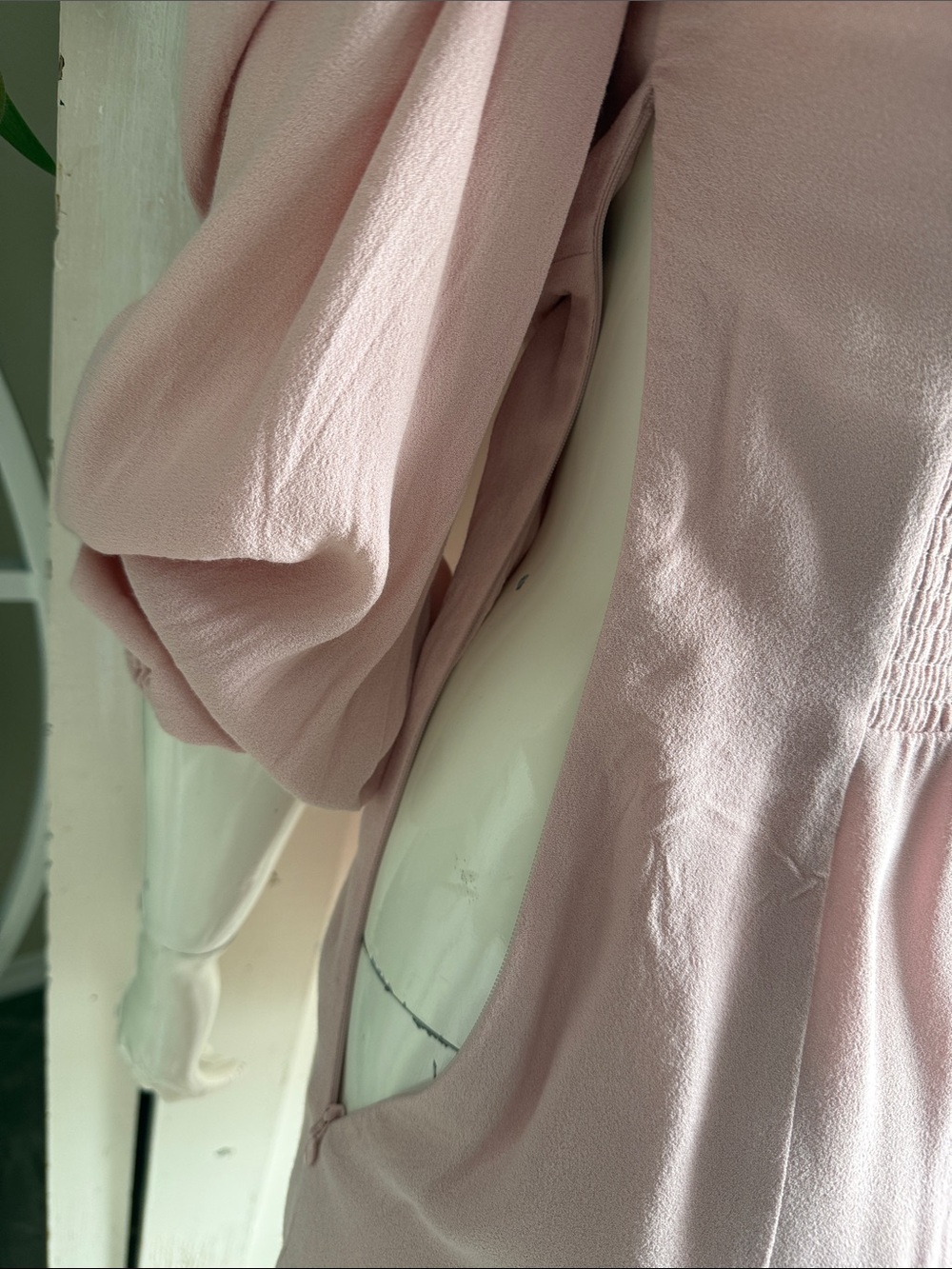 Wilfred  Aritzia Novella dress Light Pink Long-Sleeve Mini Dress size 4 - Picture 8 of 12